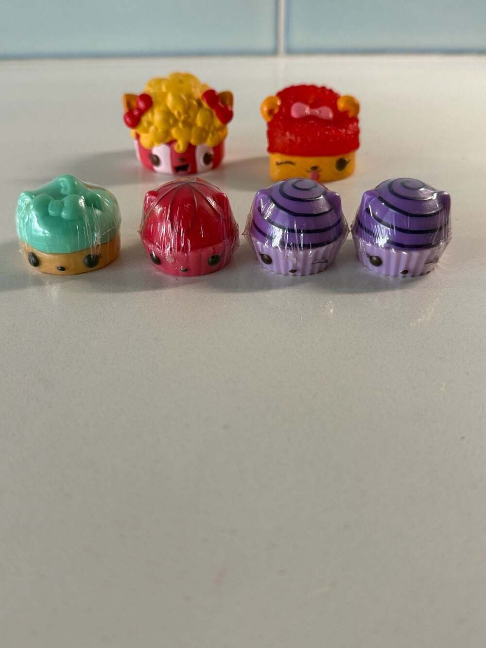 Lot of 6 Assorted Num Noms lipgloss and party hair
